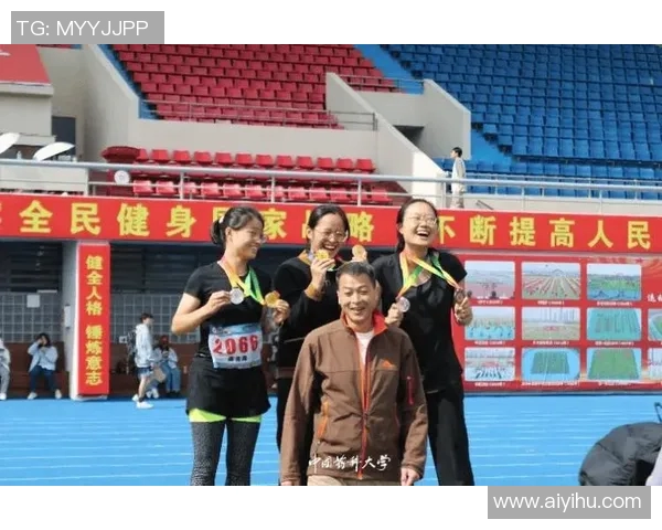 武汉飞盘队的奋斗与荣耀：极限运动会的精彩瞬间与成长故事